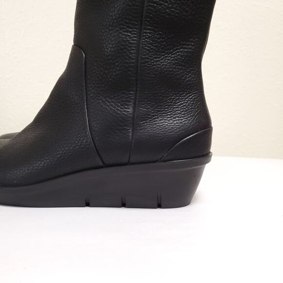 ECCO Black Pebbled Leather Tall Wedge Boots Sz 8 - Picture 2 of 14